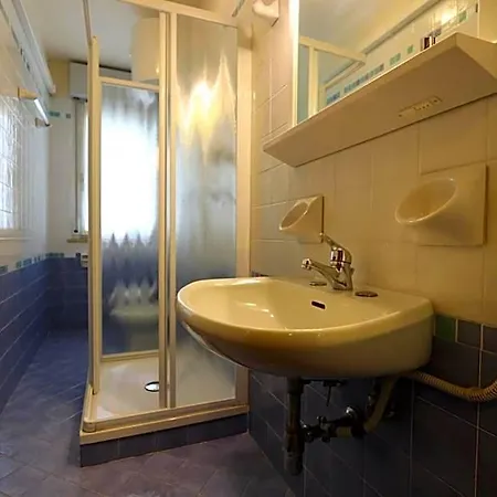Fantastic Three Hotel 2*